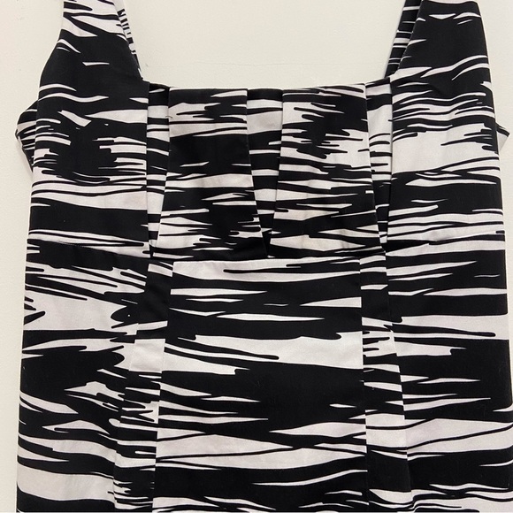 Calvin Klein black white dress bodycon sleeveless stretch flattering pencil 10 - Picture 5 of 15